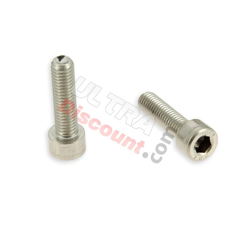 Paire de vis M8 30mm pour chassis Quad (chrome), Outillage et visserie Paire de vis M8 30mm pour chassis Quad (chrome), Outillage et visserie